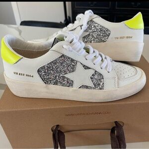 Vintage Havana sneakers